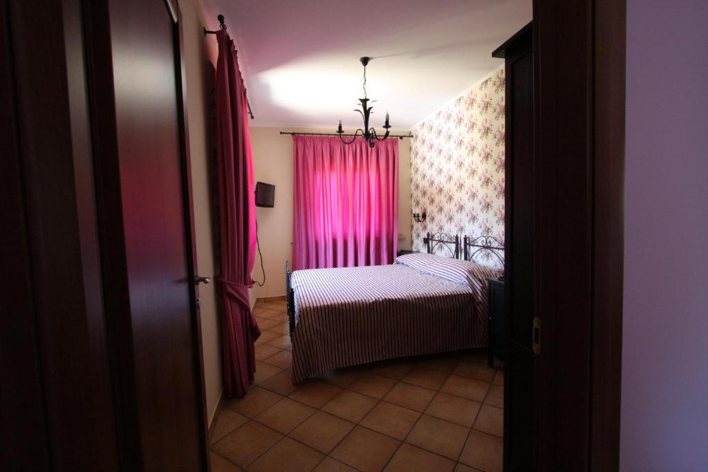 Gaiachiara Resort Caserta Bilik gambar